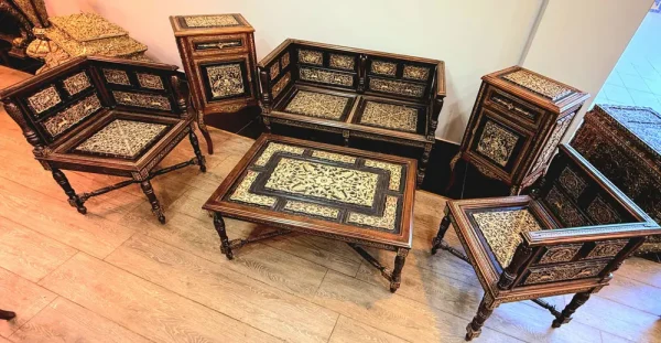 Oriental Corner 1 Set